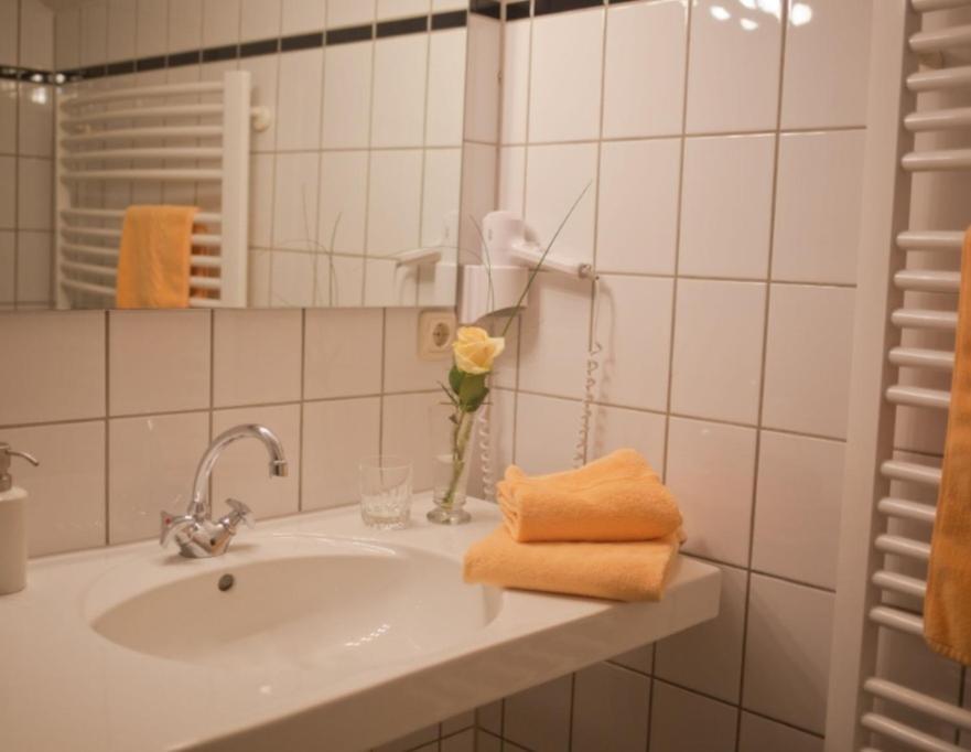 Gasthof Averbeck Ennigerloh Экстерьер фото
